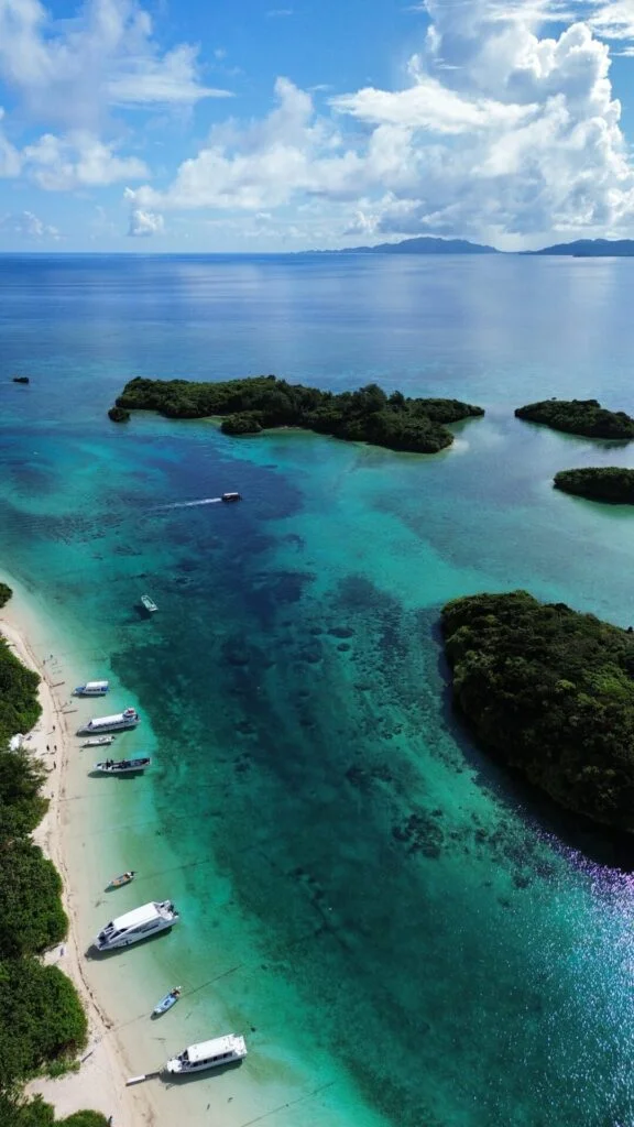 Kabira Bay, Ishigaki, Japón